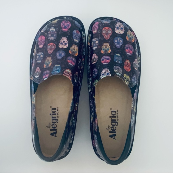 Alegria Leather Sugar Skulls Nursing Flat-form Loafer Women’s Size EU37/US 7-7.5 - Picture 9 of 16